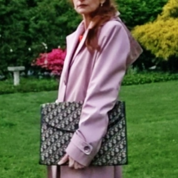 WEEKEND FLASH SALE!! 💯 Rare Dior Vintage 70s Oversized Monogram Clutch - Picture 7 of 17